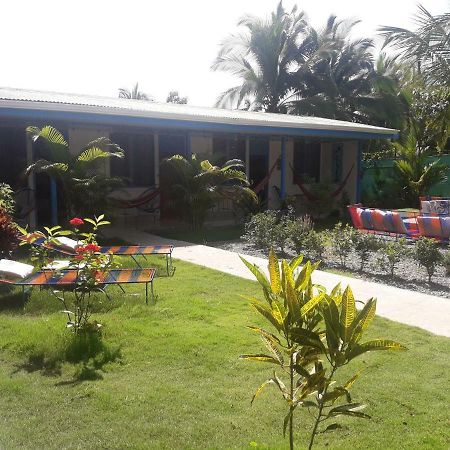 Poshtel Kanwolaba Hotel Puerto Viejo de Talamanca Buitenkant foto